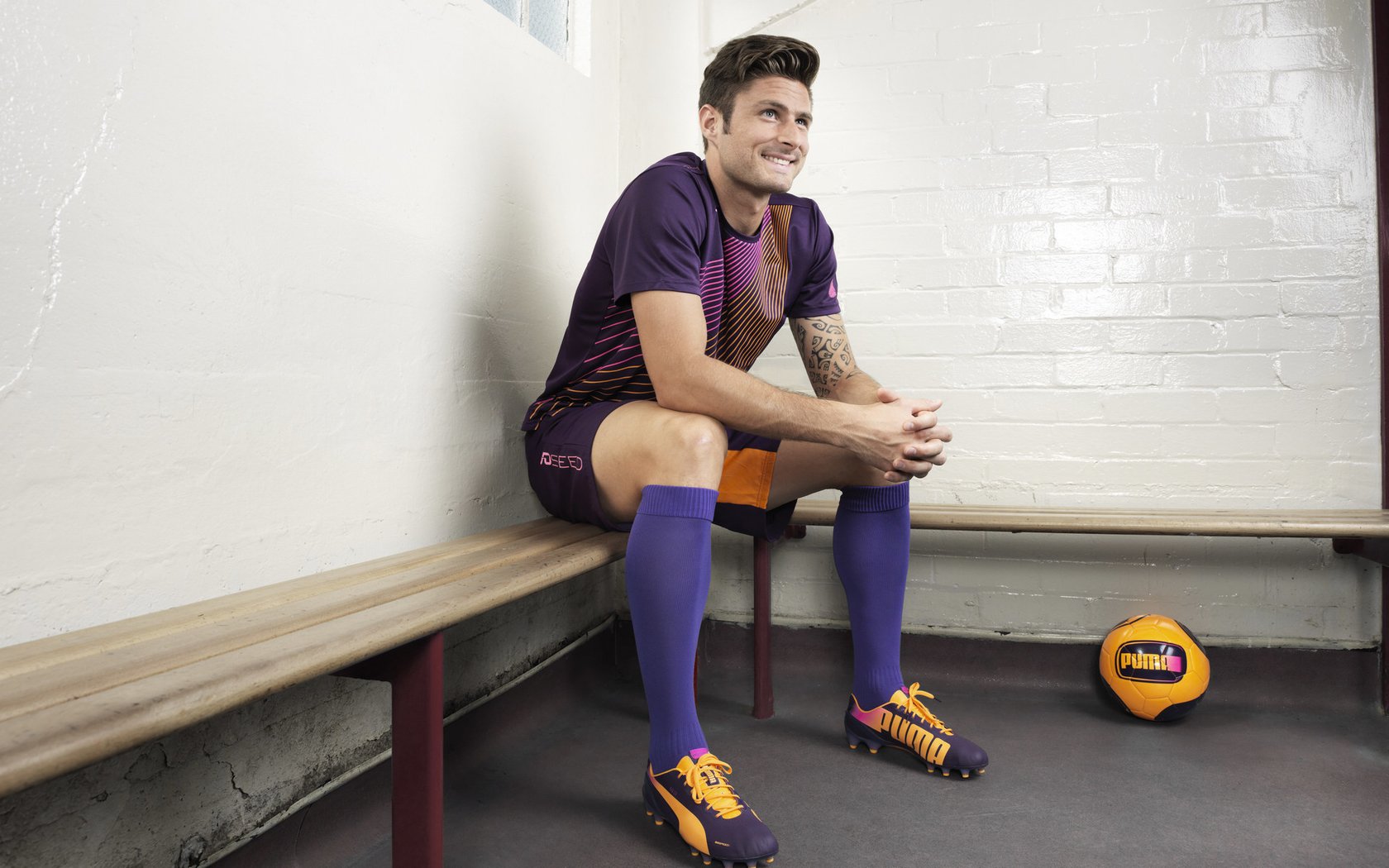 瑞士淘汰赛过关亚特兰大,蒂亚戈成为关键先生,一个局外人的逆袭叙事